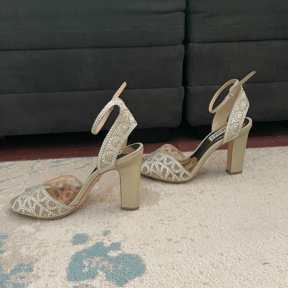 Badgley Mischka gold and silver heels - Picture 5 of 6